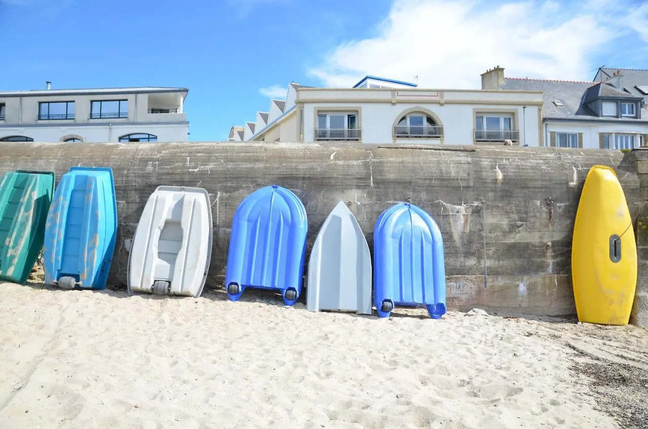 Apartment Appartement Corniche: Tranquil Seaside Stay with Multilingual Service Concarneau France