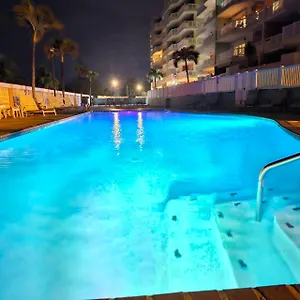 Court Apartment Isabela